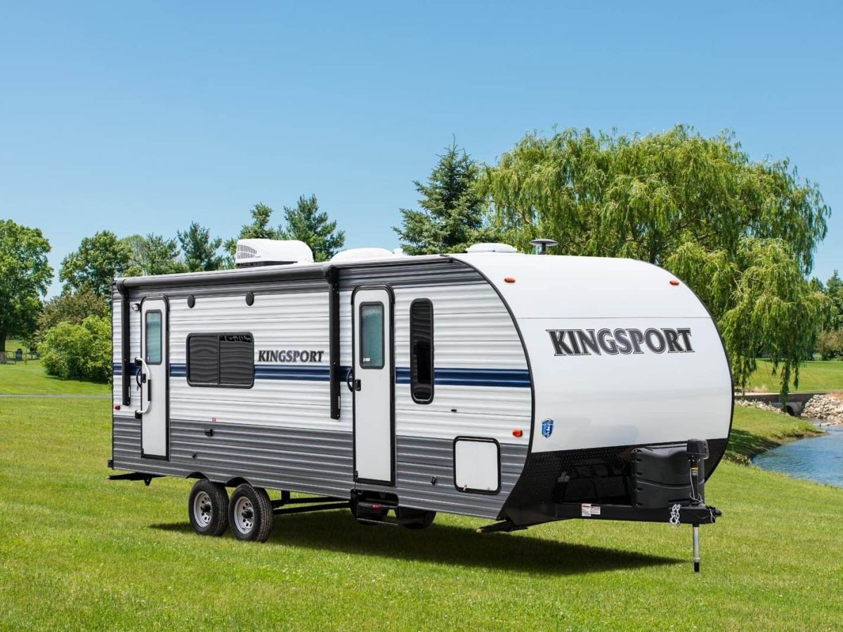 Exterior front angle image of Gulf Stream Kingsport Lite 238RK