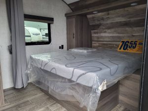 Gulf Stream Trailmaster large bed in bedroom