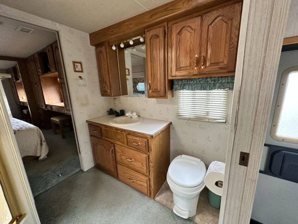 1993 Travel Supreme interior showing bathroom.